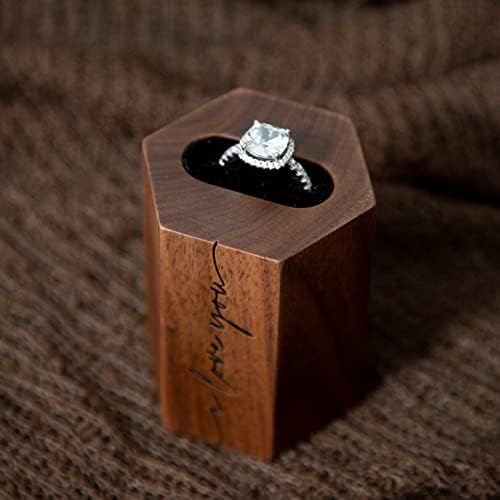 Muujee Volim te šesterokutni držač za drvo - ugravirani drveni držač prstena za angažman nosač svadbenog