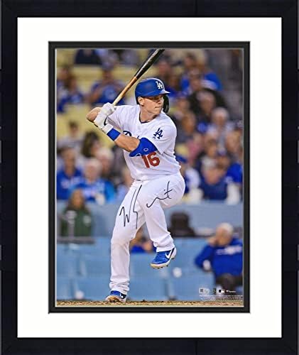 Uokvireno će Smith Los Angeles Dodgers autografirano 16 x 20 hitting fotografije - autogramirane MLB fotografije