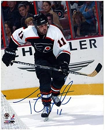 Tony Amonte potpisao Philadelphia letači 8 x 10 fotografija - 70565 - AUTOGREMENT NHL Photos