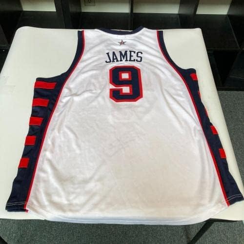 Lebron James potpisao je autentičan tim 2004 USA Olimpijski dres, gornja paluba UDA COA - AUTOGREM NBA dresovi
