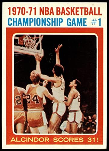 1971 TOPPS 133 NBA doigravanje Igra 1 Lew Alcindor Meci / Bucks VG / EX + Bullets / Bucks Ucla